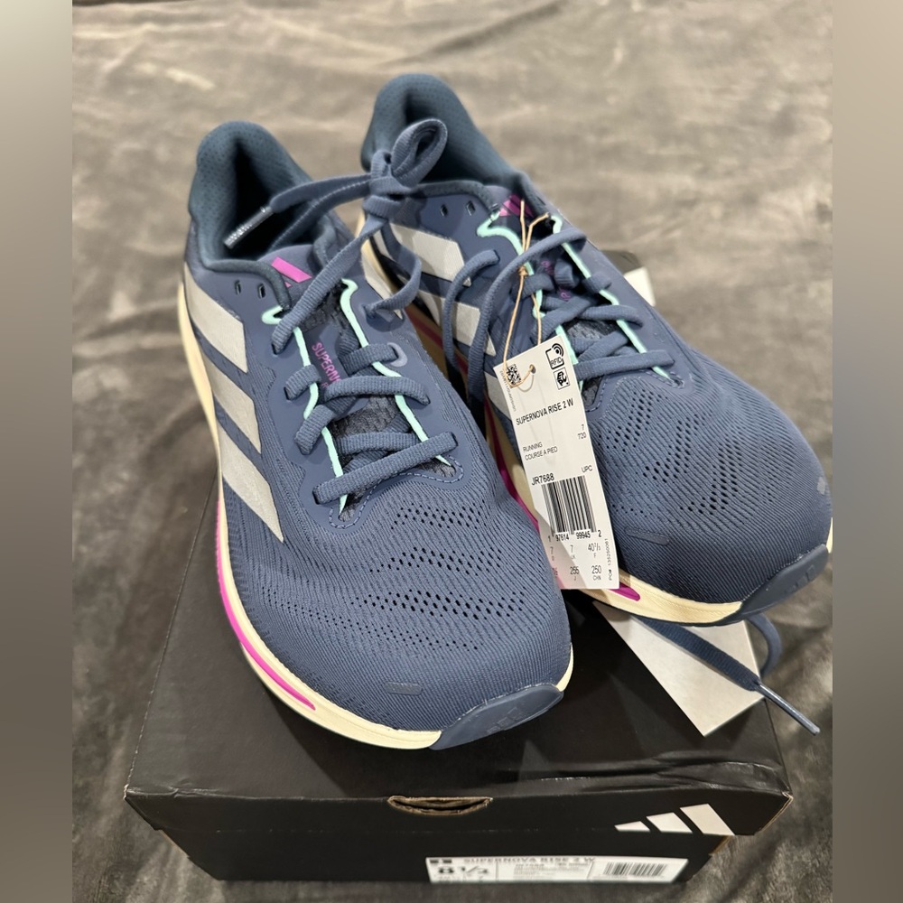 NWT Adidas Women's Supernova Rise 2 Running Shoes - Ink Blue & Silver